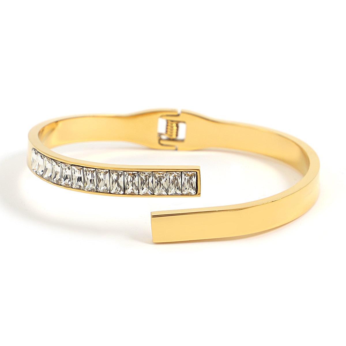 Cosmo Bangle - Paduche